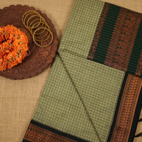 Checked kalyani cotton - Pista with green