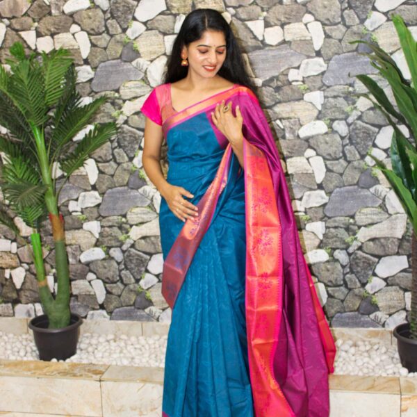 Poondhamil silk sarees - peacock blue