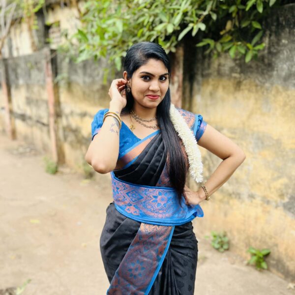 Poondhamil silk sarees - black